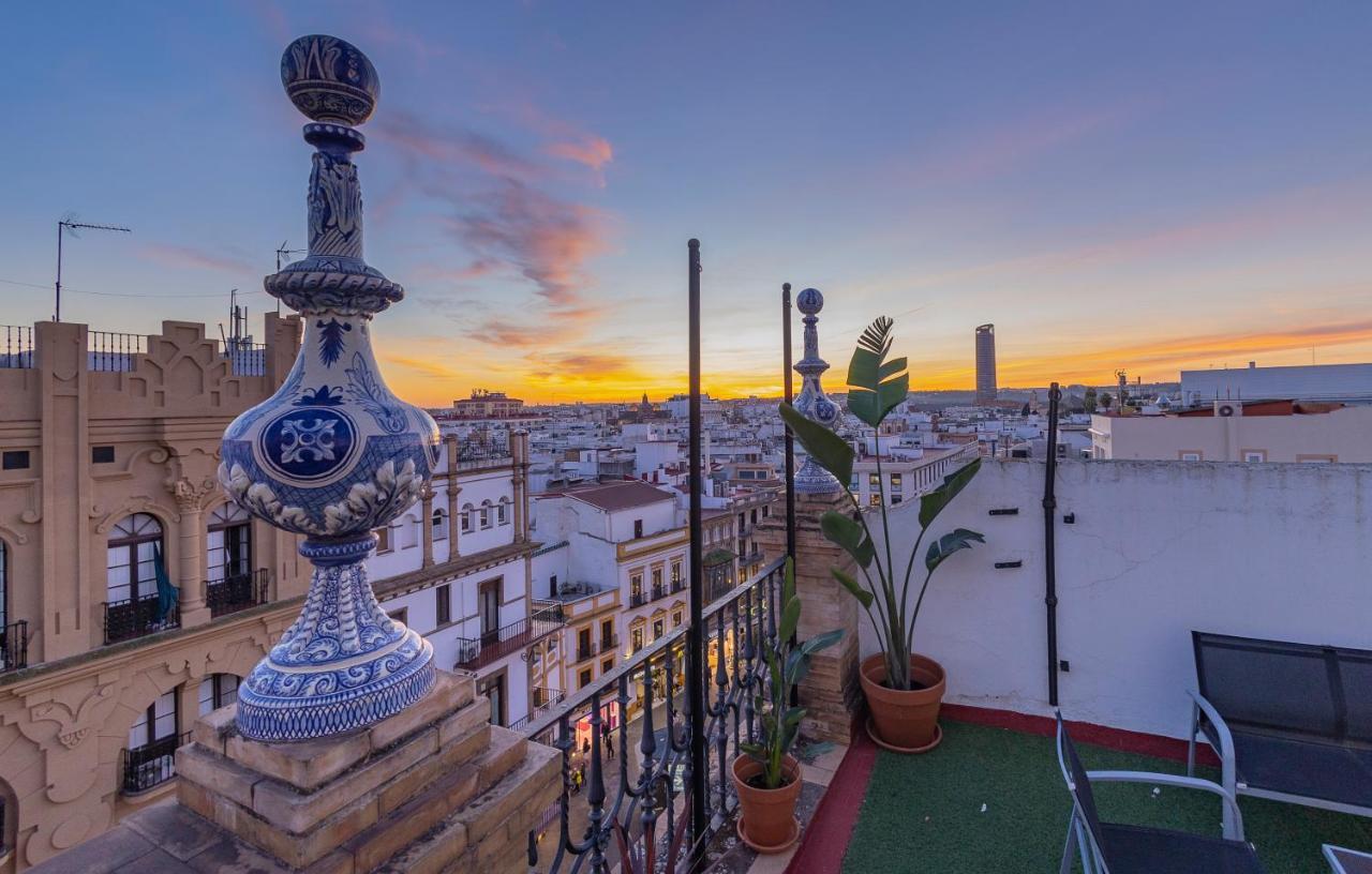 Sevilla Deluxe Suites Экстерьер фото
